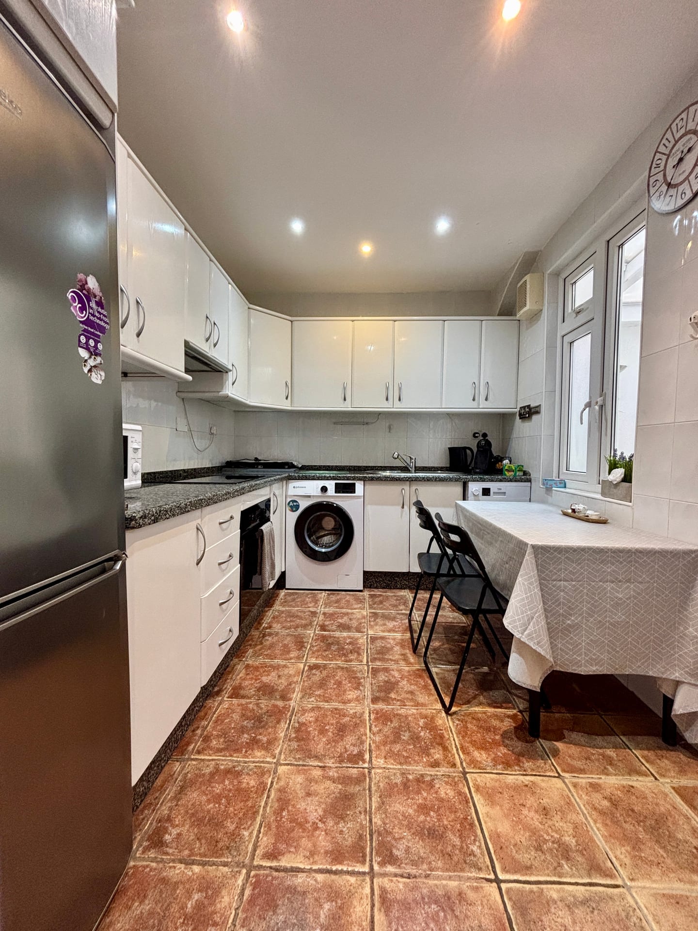 Central Ground Home — photo 10