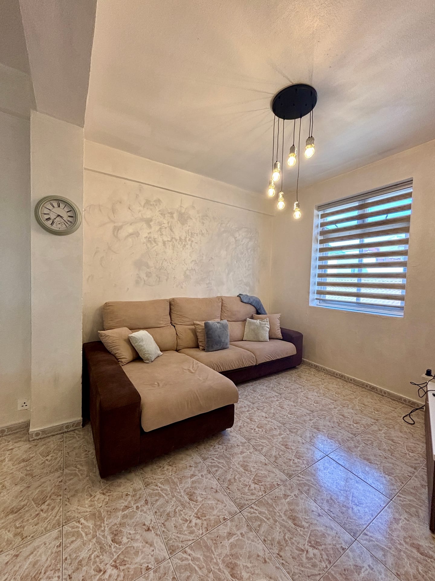 Family Stylish — 3-Bedroom Off Main Street — photo 7
