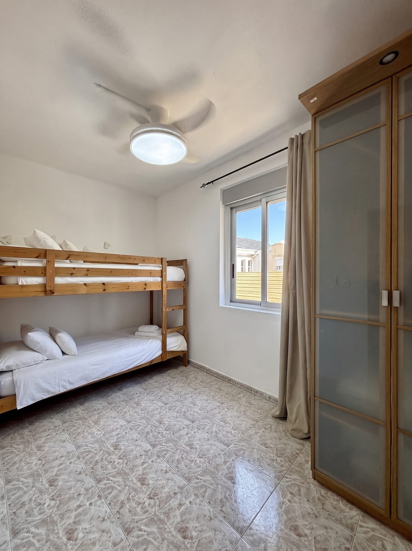 Family Stylish — 3-Bedroom Off Main Street — photo 13